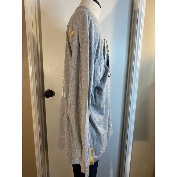 Disney Grogu/Yoda Star Wars Mandalorian Long Sleeve 50 Year Anniversary‎ Large - Picture 5 of 9